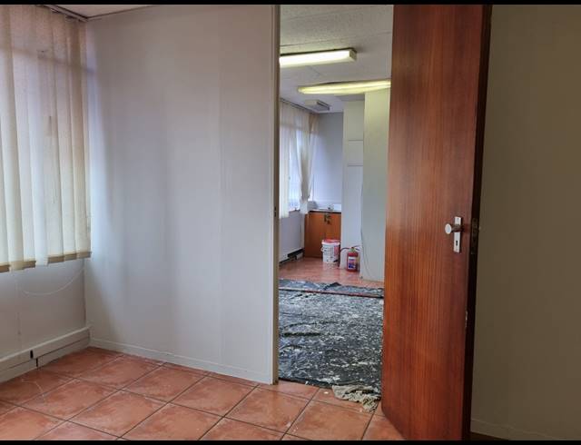 89M² OFFICE TO LET IN NELSPRUIT CENTRAL